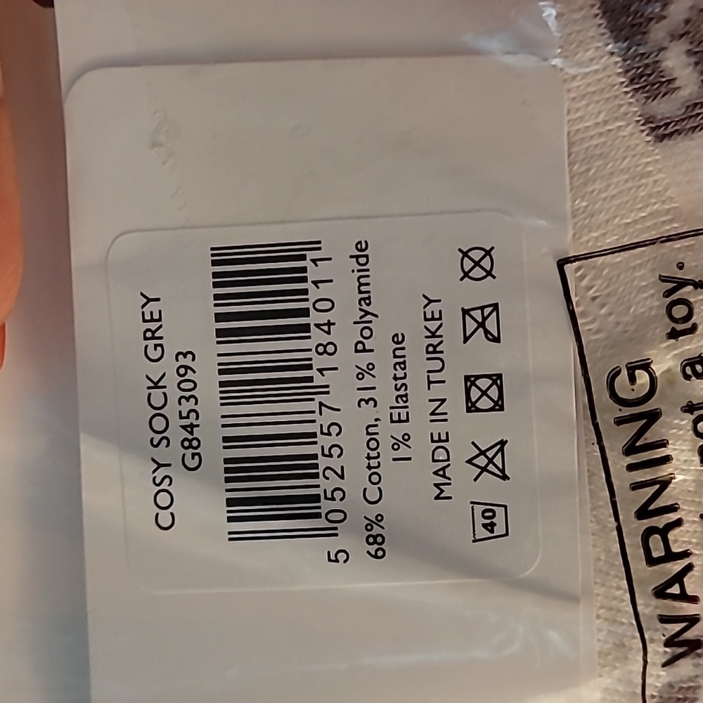 RADLEY LONDON Gray White Scottish Terrier Cosy Cozy Socks NWT - Picture 5 of 5